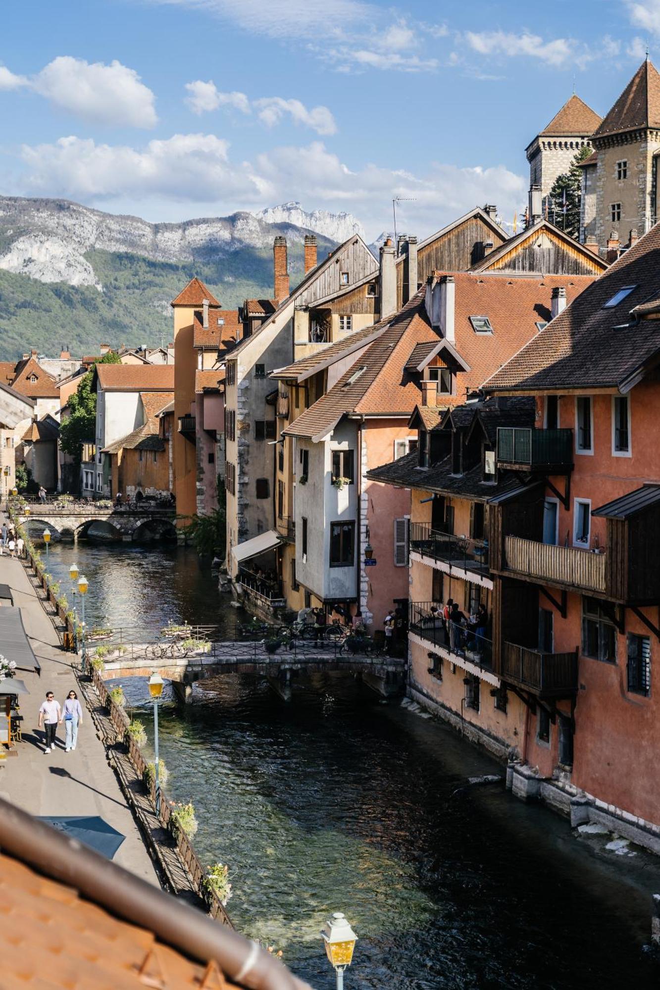 Auberge Du Lyonnais Анси Экстерьер фото